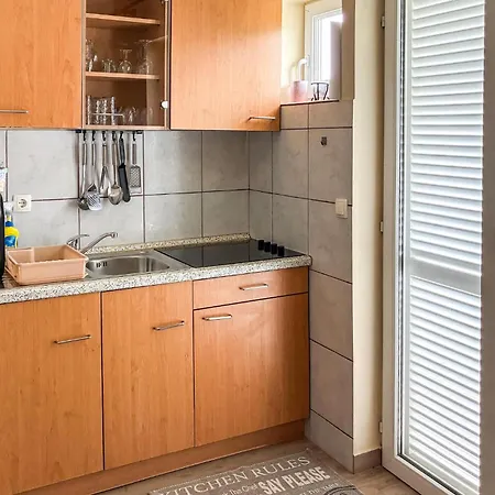 Apartmán 1 Bedroom Lovely In Rab Supdraga *