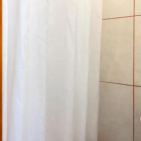 1 Bedroom Lovely In Rab Supdraga Apartmán *